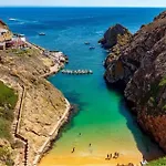 Santo António *